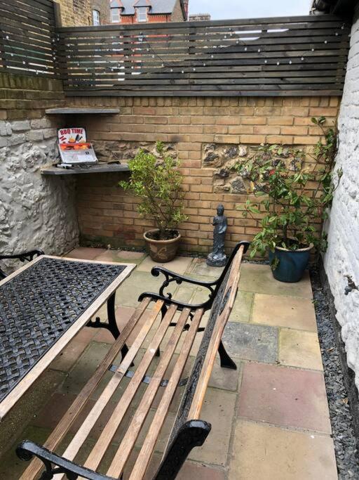 Trendy 3 Bedroom Home Close To Margate Beaches Bars Resturants 2 Night Min Stay Westgate-on-Sea Exterior foto